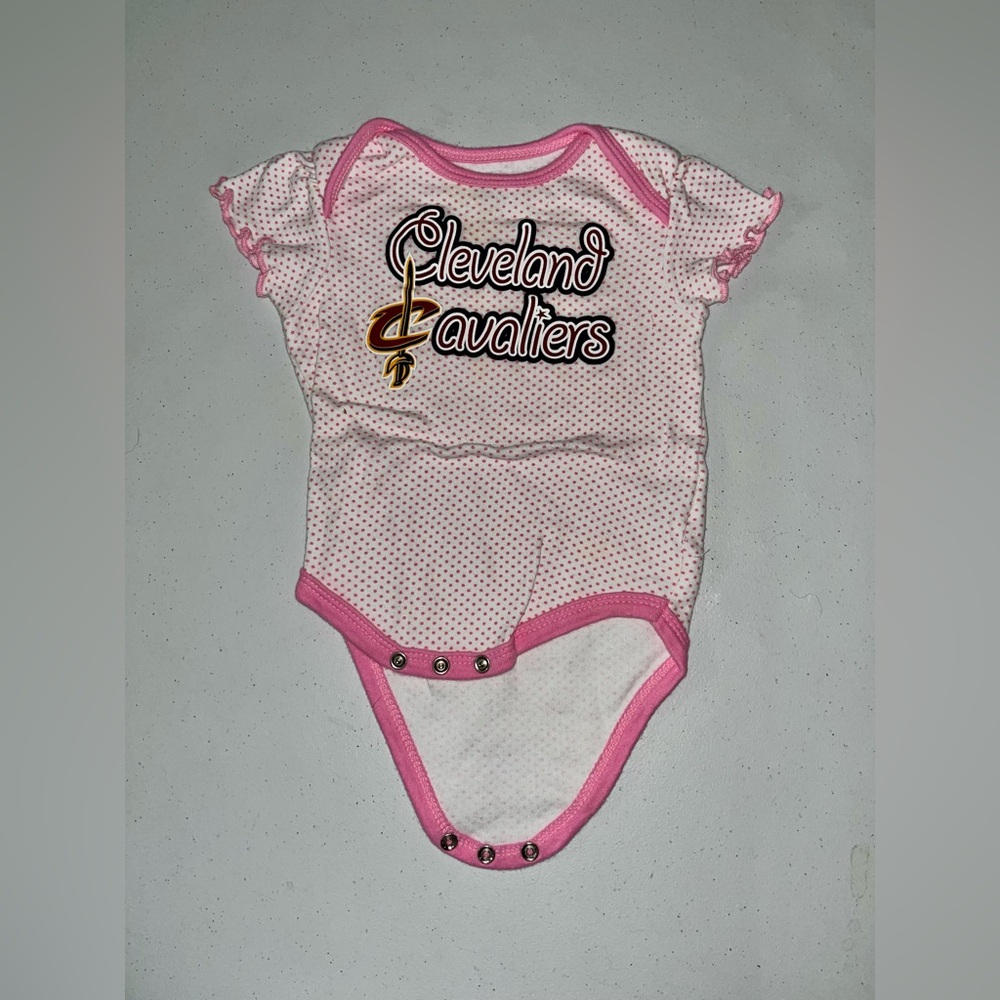 NWOT NBA Cleveland Cavs Polka Dot Onesie